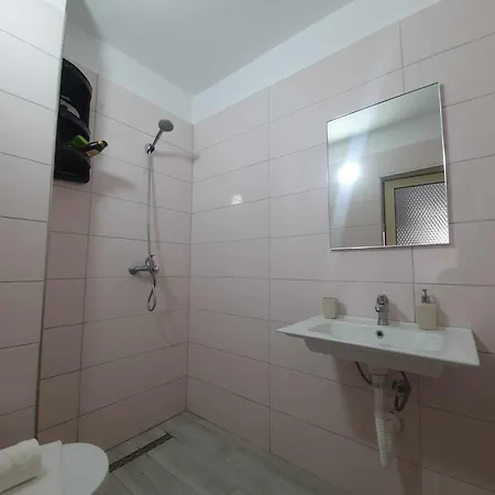 Azuro Apartment