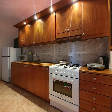 Azuro Apartment