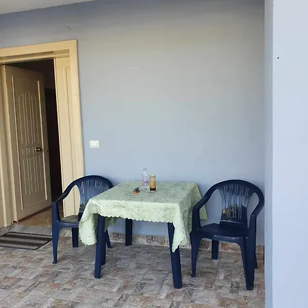 Azuro Apartment