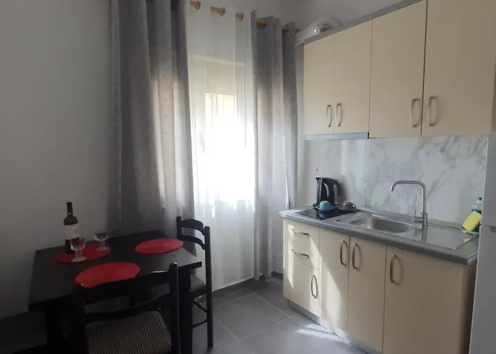 Azuro Apartment *