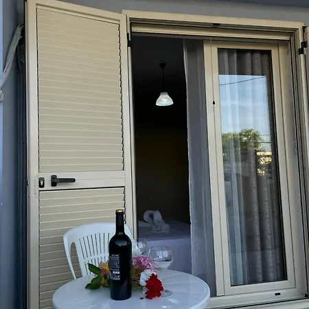 Azuro * Vlorë