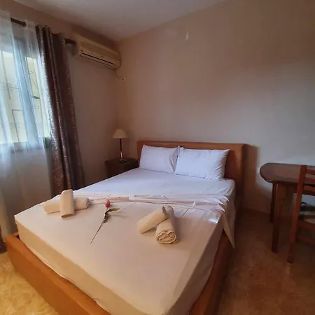 Apartament Azuro Wlora